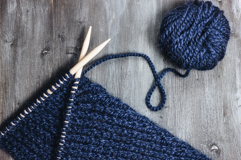 การถัก knitting